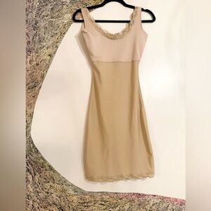 Spanx Hide & Sleek full slip Shaper Nude S one piece